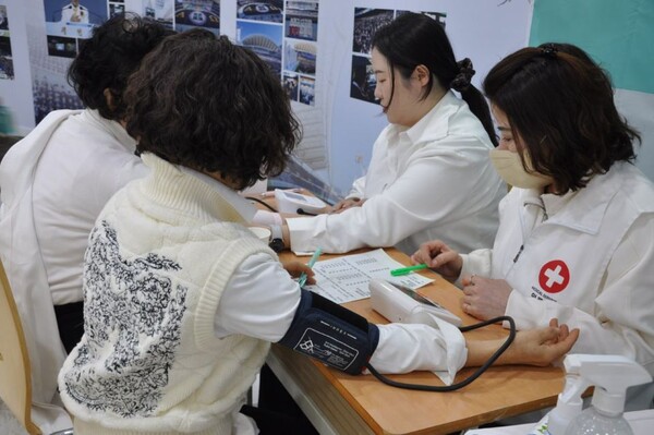 新天地禾谷教會舉辦「共同守護百歲健康」...